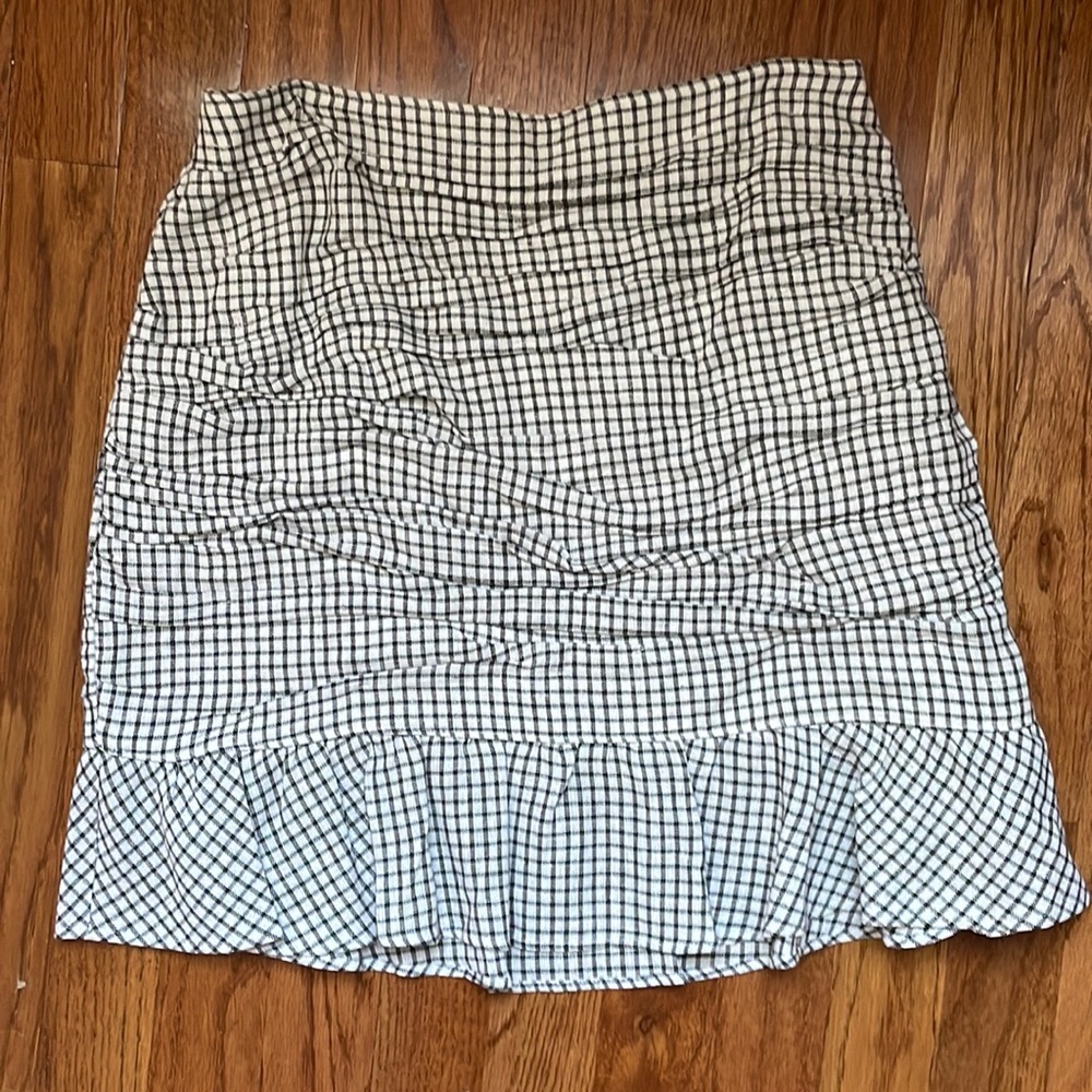 Abercrombie black and white skirt